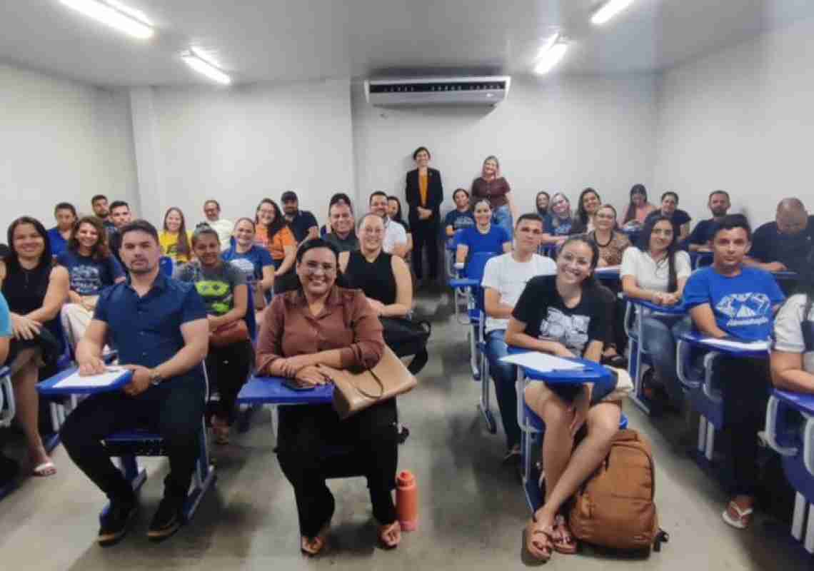 Palestra "Seu Futuro em Administração" celebra Dia do Administrador e 60 anos da profissão no Brasil na Uniplan em Iguatú